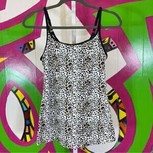 Self Expressions, Leopard Print, Shaping Camisole. Size XL. Excellent condition!